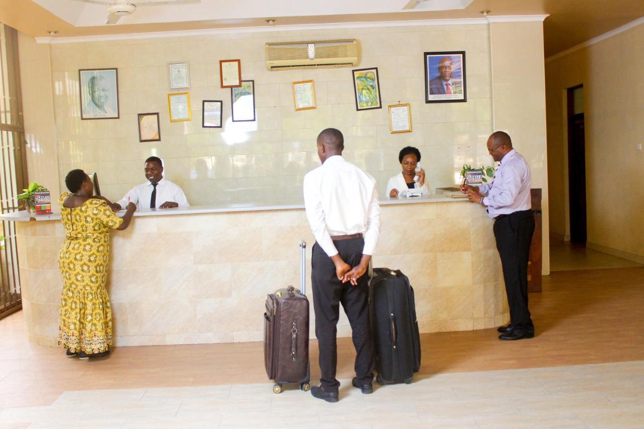 Landmark Hotel Ubungo Exteriör bild